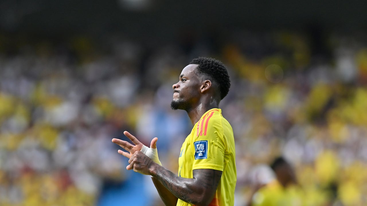 BARRANQUILLA, COLOMBIA - JUNE 06: Jhon Jáder Durán of Colombia reacts during the FIFA World Cup 2026 South American Qualifier match between Colombia and Peru at Roberto Melendez Metropolitan Stadium on June 06, 2025 in Barranquilla, Colombia. (Photo by Gabriel Aponte/Getty Images)