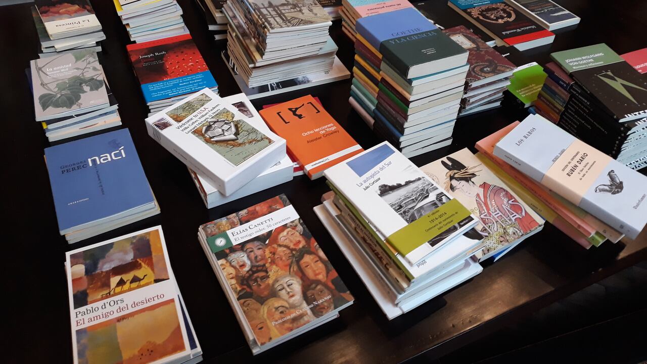 Librería Falena